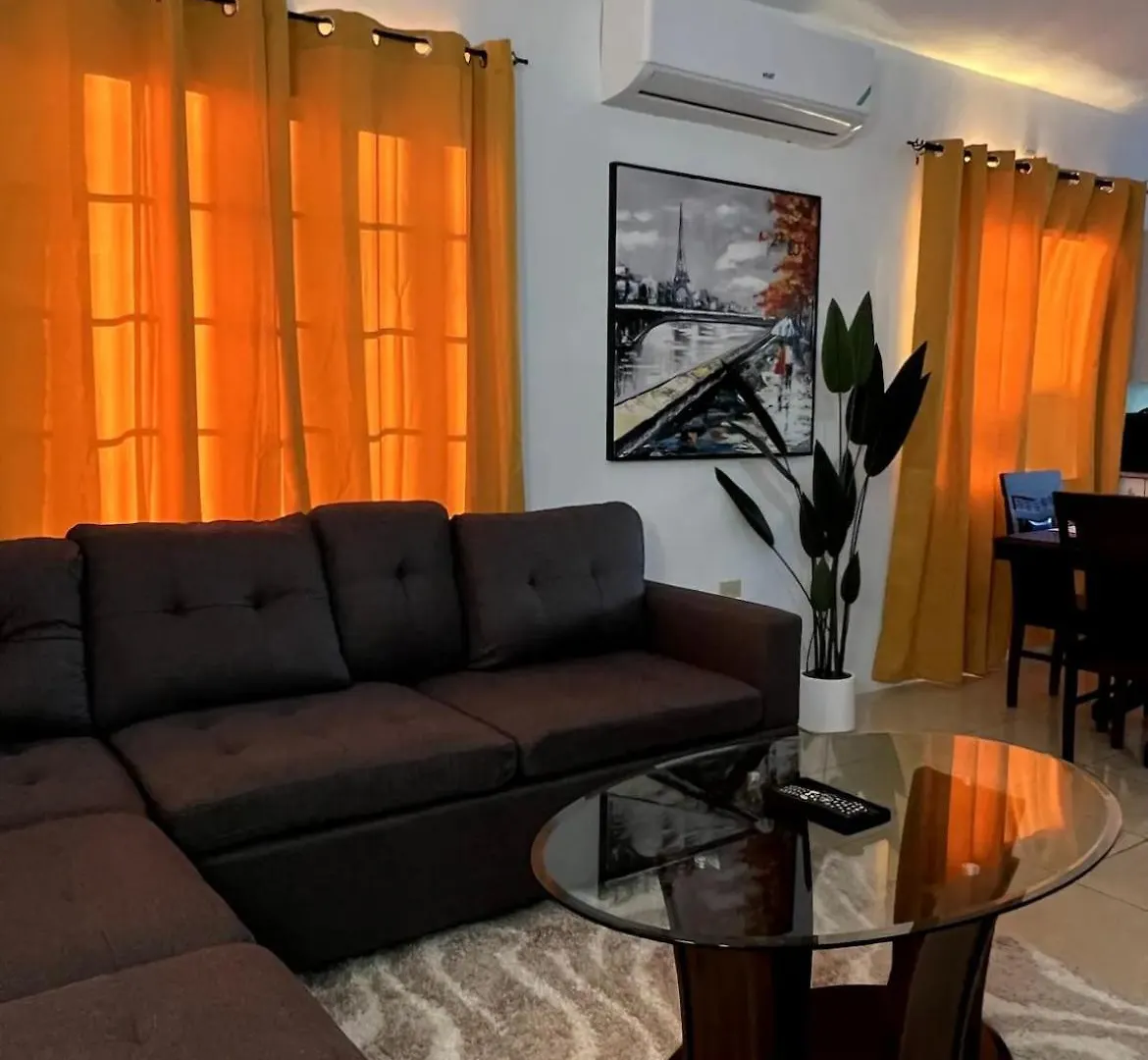 Classic Modern Vacation Stay 2Brd Portmore Jamaica
